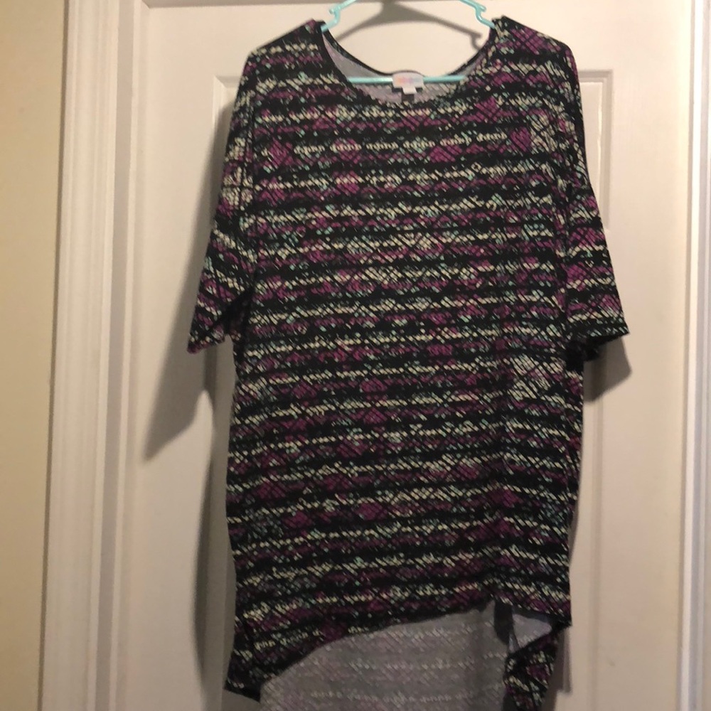 Gently used Lularoe Irma. Size XL